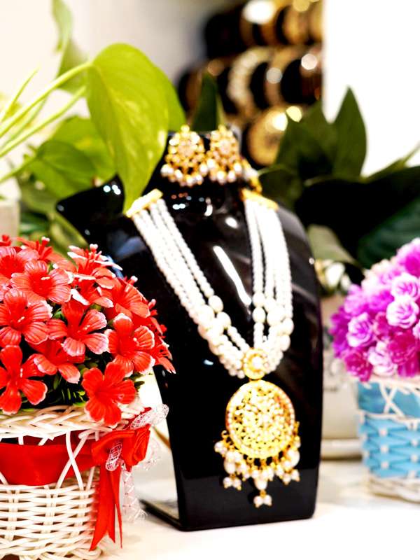 jewellery-set-3